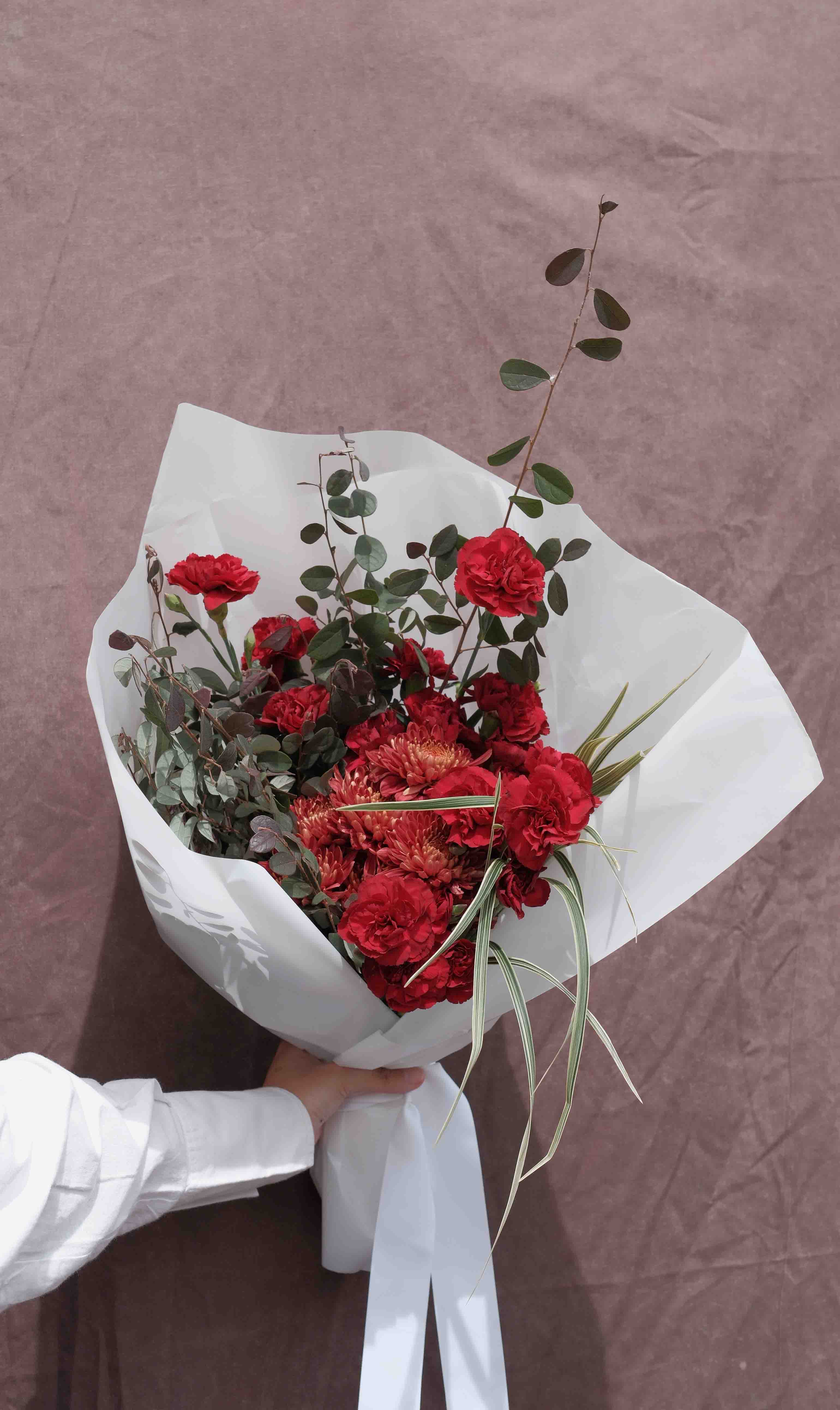 Signature Arrangement